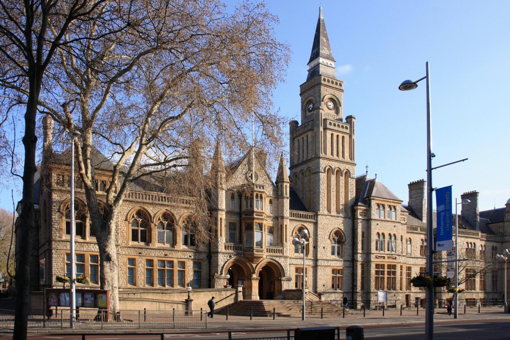 Spacious 2 Bedroom Apartment In Ealing Broadway ภายนอก รูปภาพ